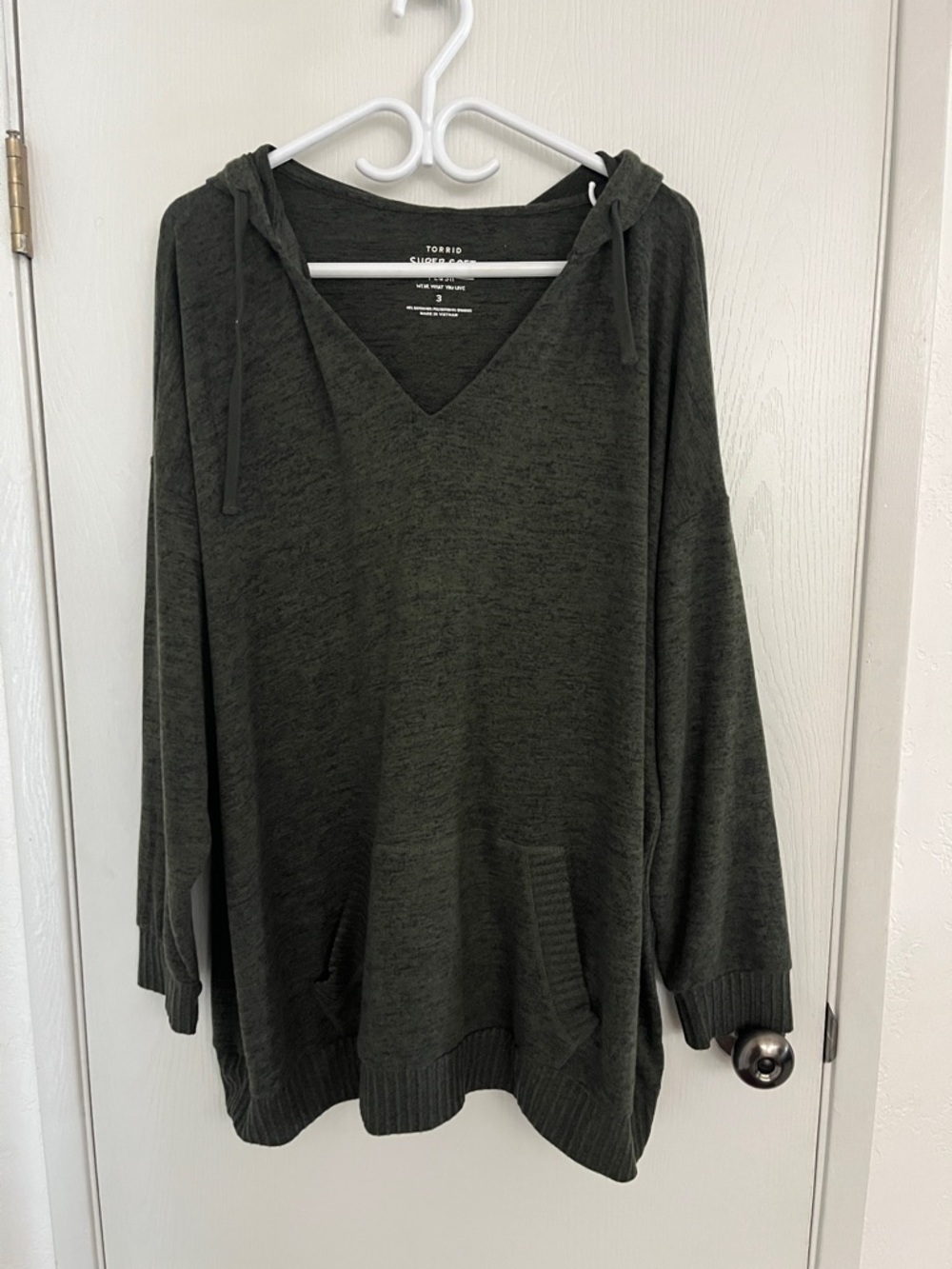 torrid Olive Green V‑Neck Hooded Pullover